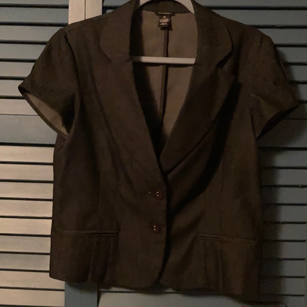 1980s vintage cropped black jacket